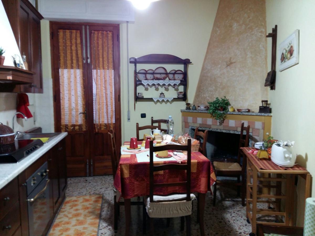 B&B Da Andreina Guspini Exterior photo